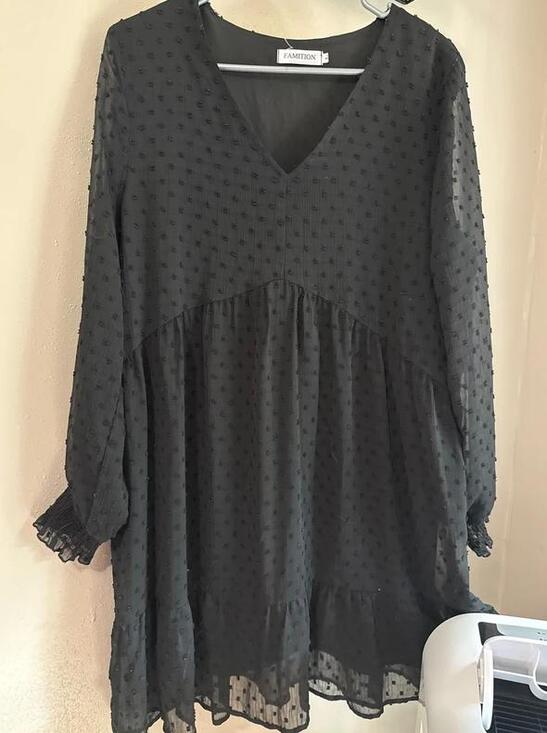Dresses & Skirts - Black Mini Dress